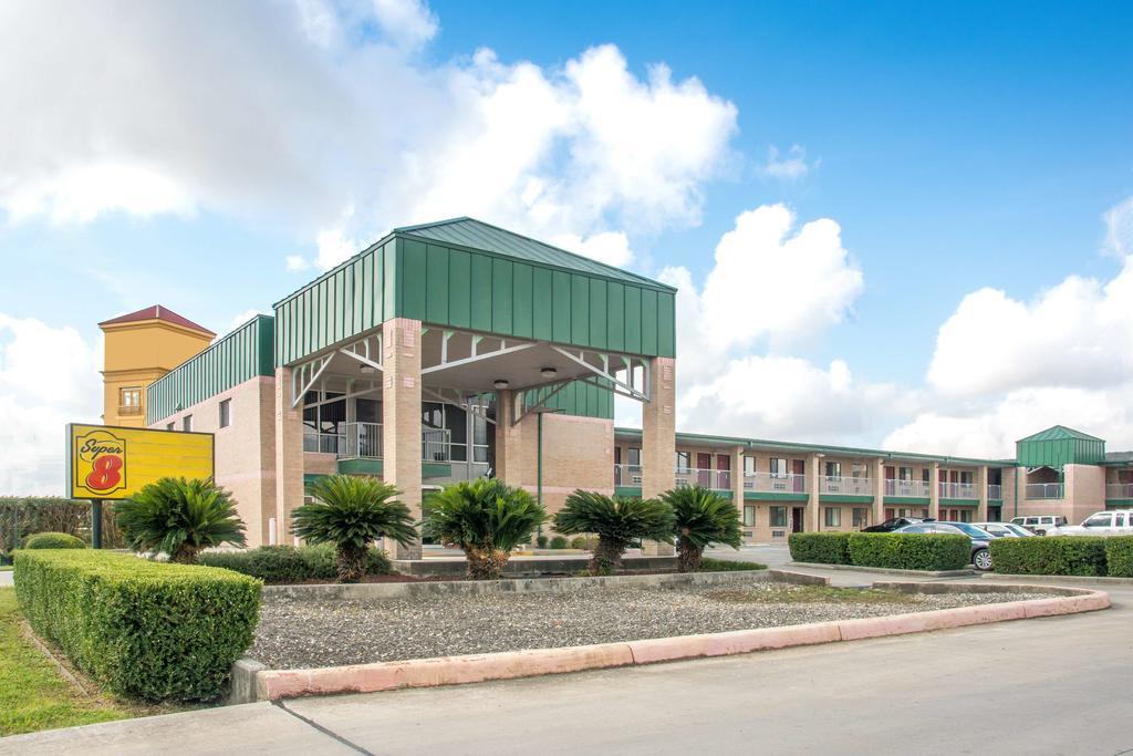 Super 8 By Wyndham Seguin Otel Dış mekan fotoğraf