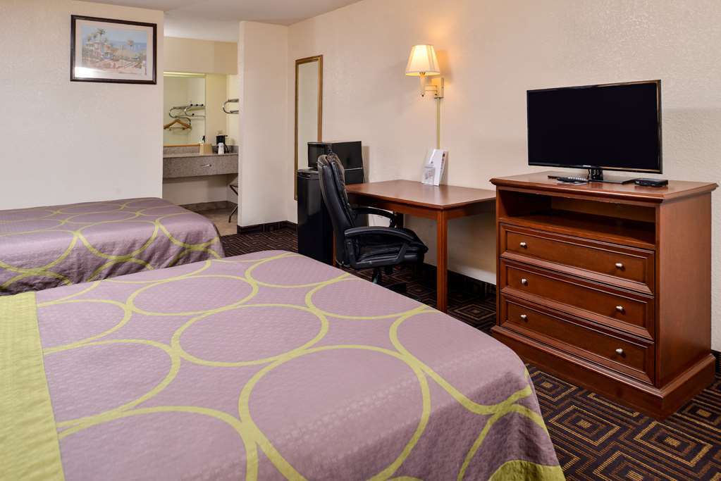 Super 8 By Wyndham Seguin Otel Oda fotoğraf